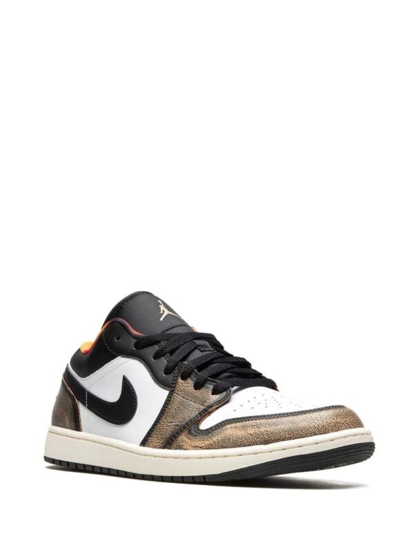 Jordan  Air Jordan 1 Low “Wear-Away” sneakers - Image 2