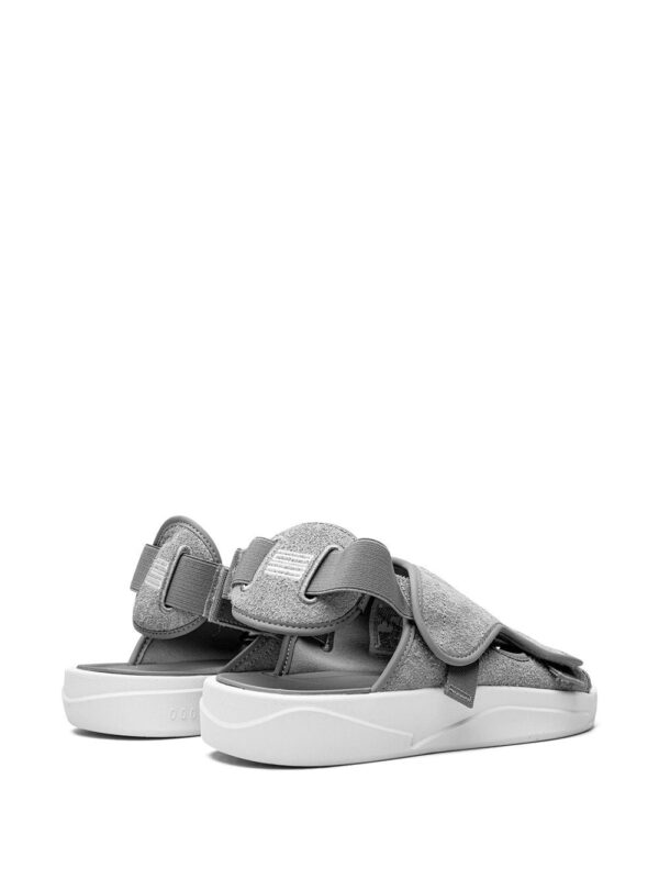 Jordan Jordan LS "Cool Grey" slides - Image 3