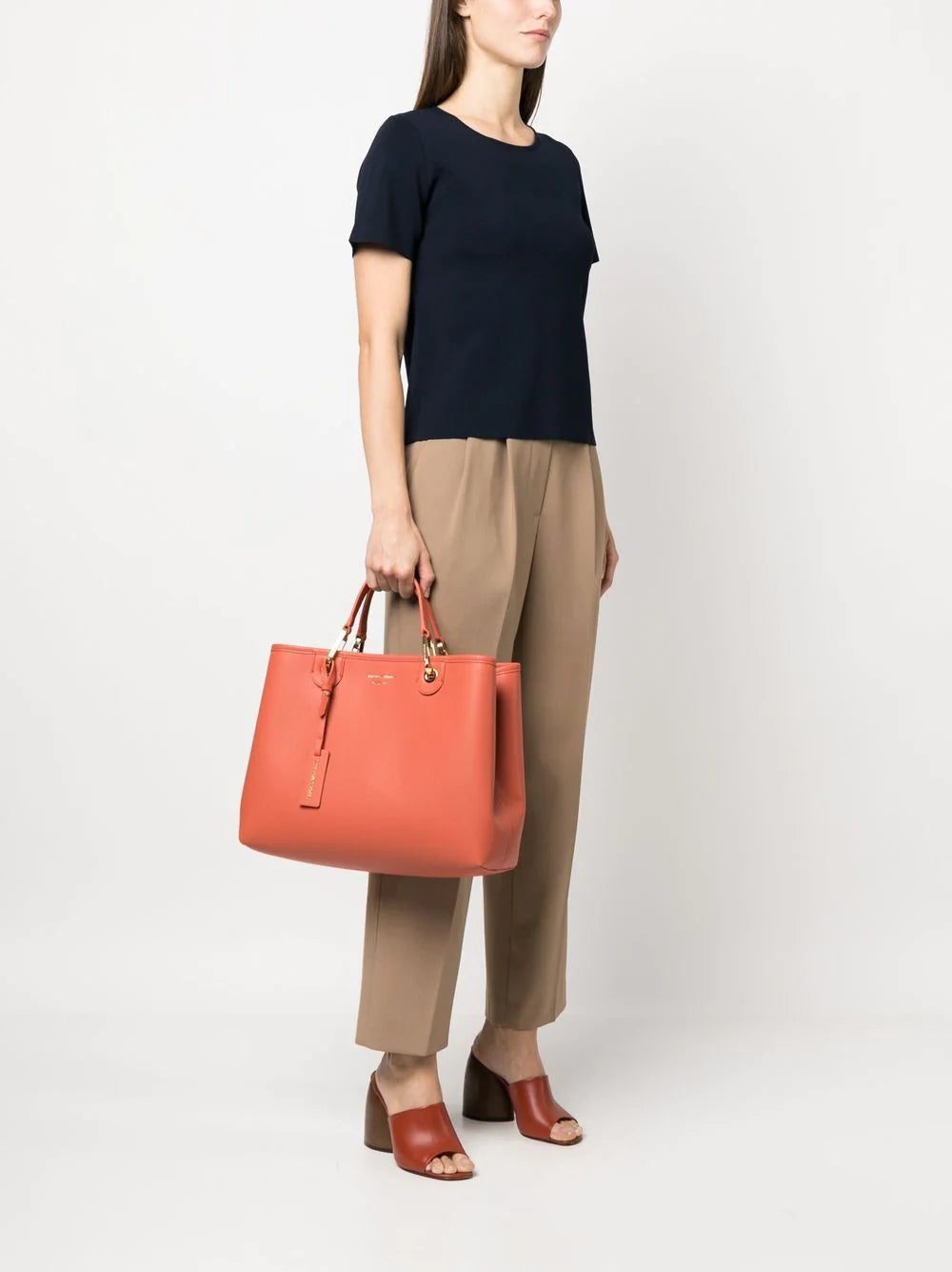 Emporio Armani pebble-effect logo-strap tote - Image 2