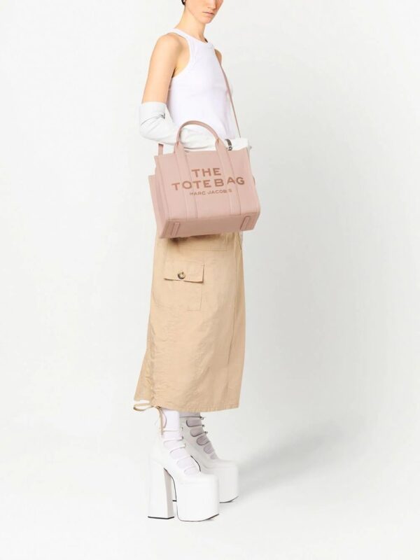Marc Jacobs  The Leather Medium Tote Bag - Image 2