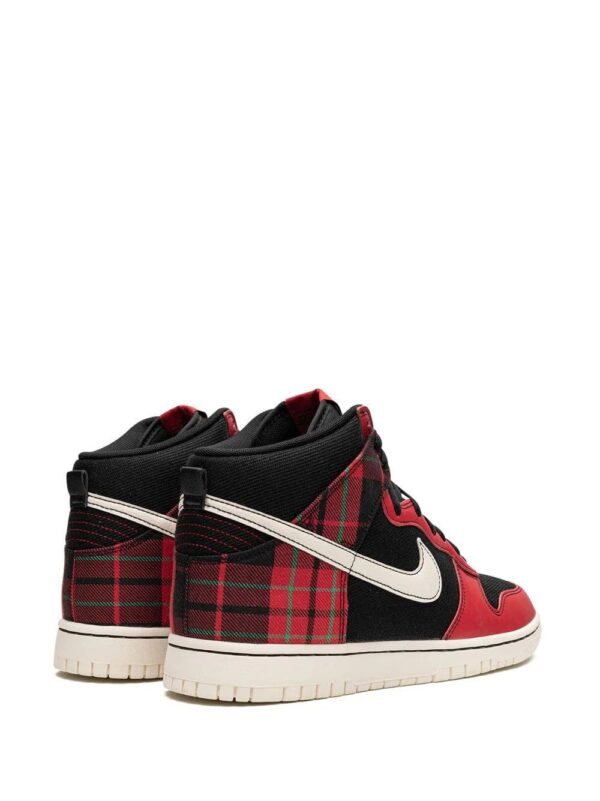 Nike  Dunk High "Plaid - Black/Red" sneakers - Image 3