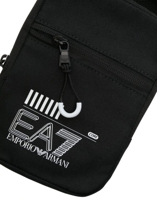 Ea7 Emporio Armani logo-print messenger bag - Image 4