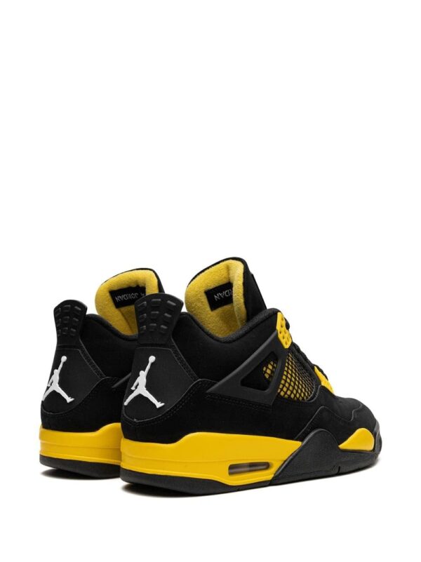 Jordan  Air Jordan 4 Retro "Thunder 2023" sneakers - Image 3