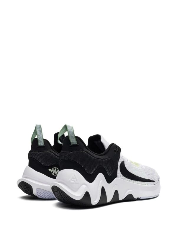 Nike  Giannis Immortality 2 low-top sneakers - Image 3