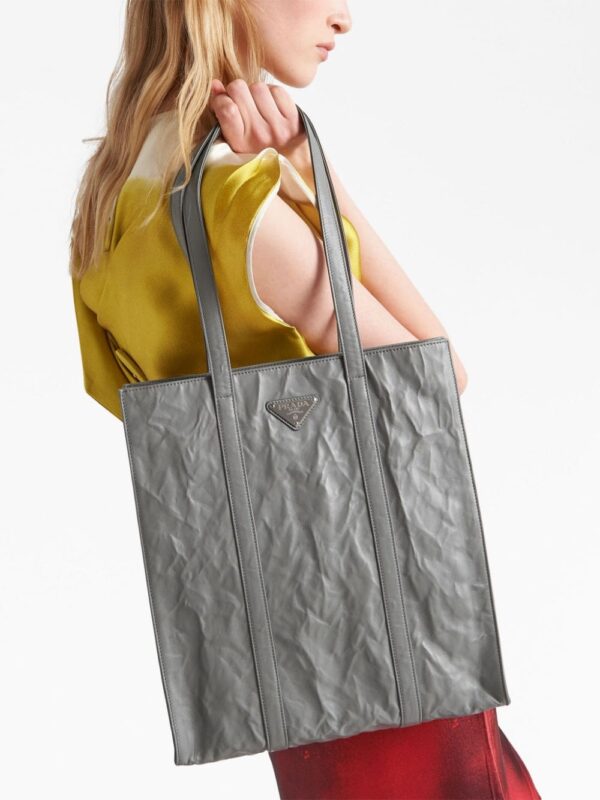 Prada logo-plaque tote bag - Image 3