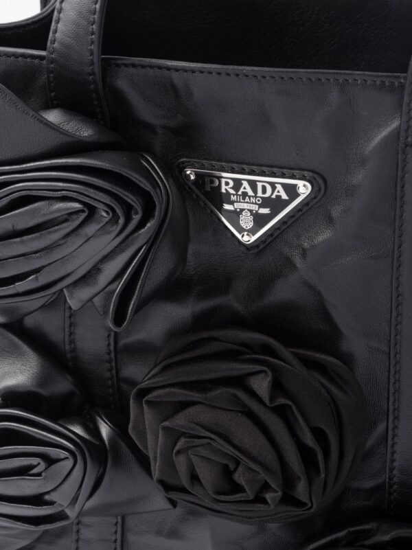 Prada mini floral-appliqué tote bag - Image 5