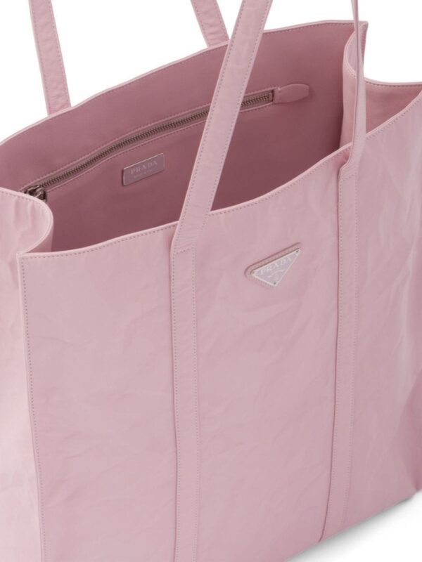 Prada medium crinkled tote bag - Image 5