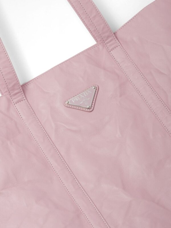 Prada medium crinkled tote bag - Image 3