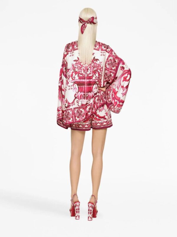 Dolce & Gabbana  Majolica-print batwing-sleeve shirt - Image 3