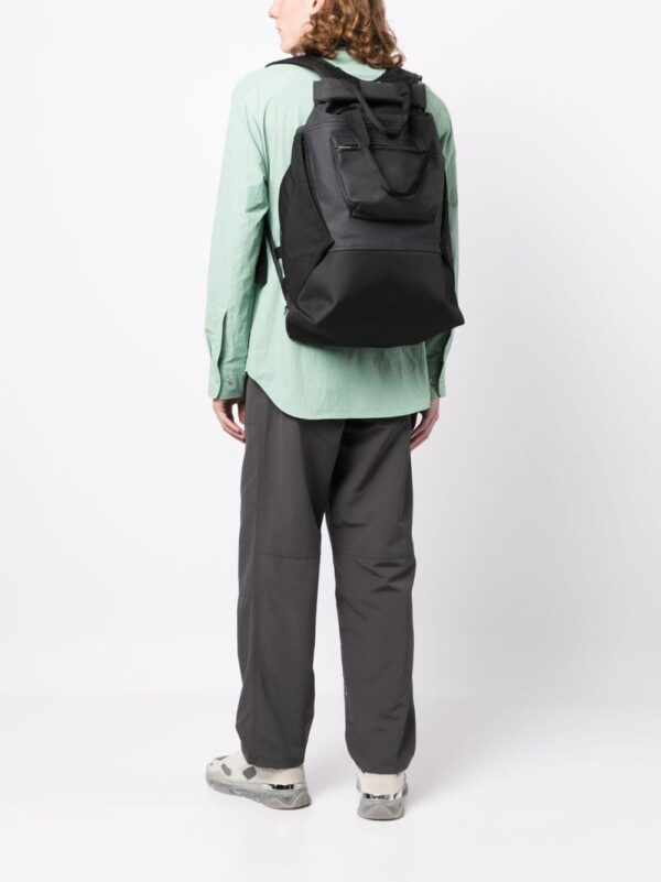 GR10K buckle-fastening waterproof backpack - Image 2