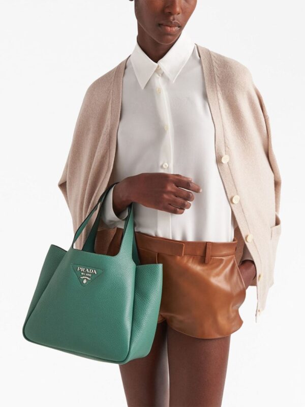 Prada logo-plaque tote bag - Image 3