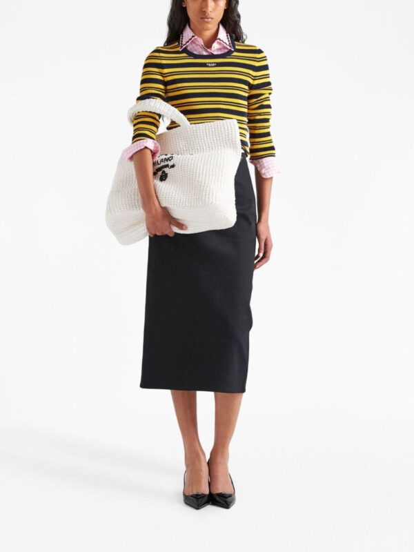 Prada logo-embroidered raffia tote bag - Image 2
