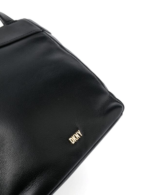 DKNY logo-plaque leather crossbody bag - Image 4