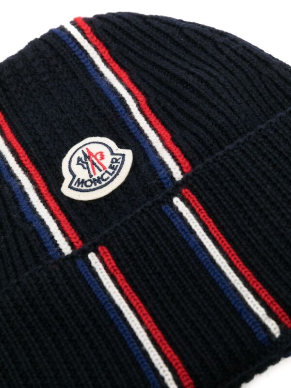 Moncler logo-patch knitted beanie - Image 2