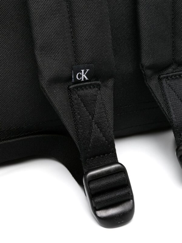 Calvin Klein Jeans Essentials Campus logo-print backpack - Image 4