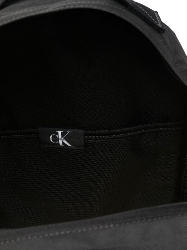 Calvin Klein Jeans Essentials Campus logo-patch backpack - Image 5