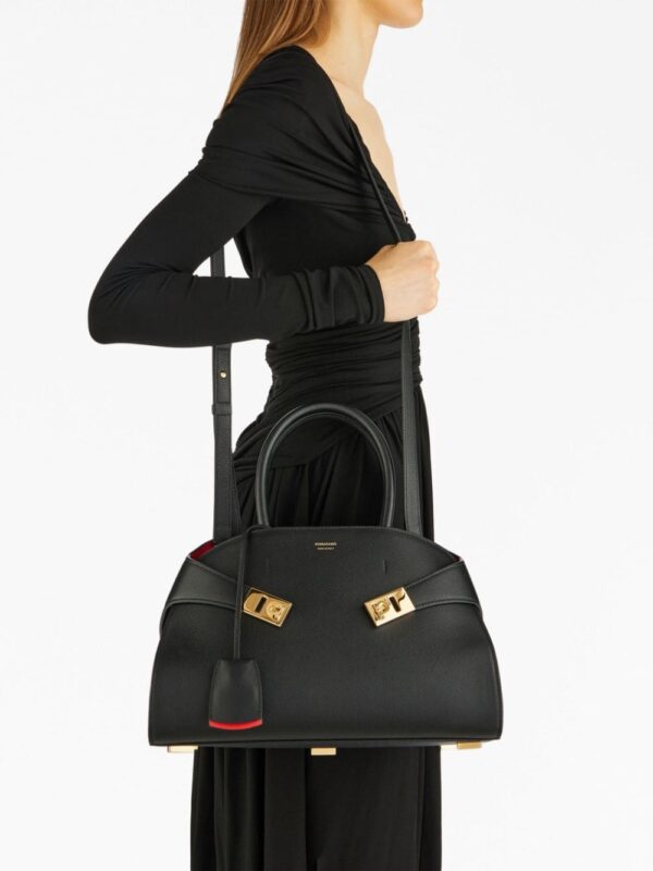 Ferragamo small Hug leather tote bag - Image 3