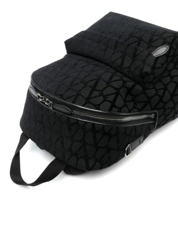 Valentino Garavani Toile Iconographe leather-trim backpack - Image 4