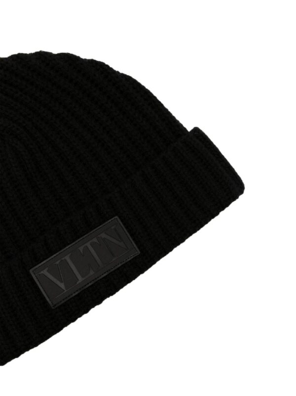 Valentino Garavani logo-patch virgin wool beanie - Image 2