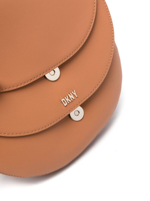 DKNY logo-lettering leather crossbody bag - Image 4