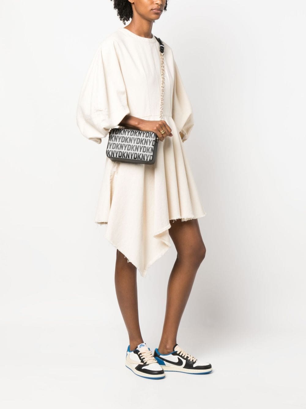 DKNY Sara logo-print leather crossbody bag - Image 2