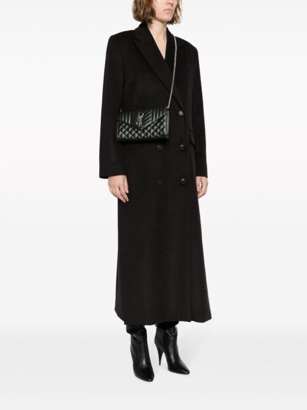 Saint Laurent logo-plaque quilted clutch bag - Image 2