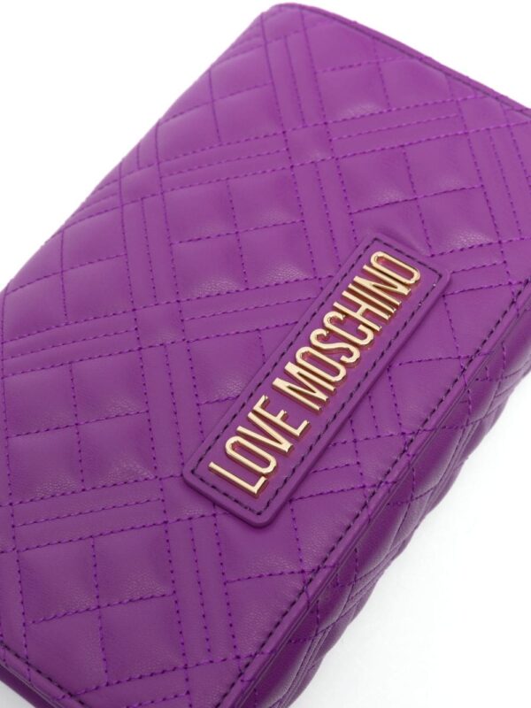 Love Moschino logo-lettering quilted crossbody bag - Image 4