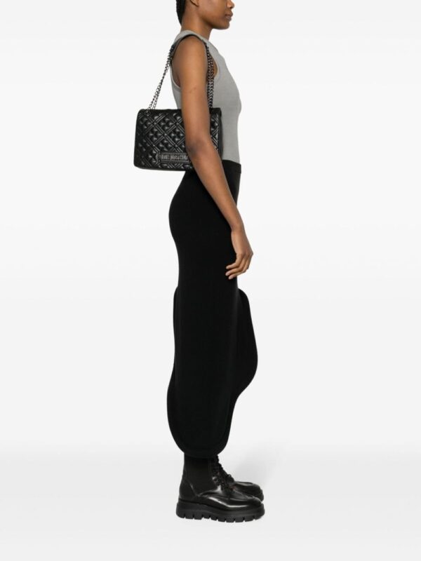 Love Moschino logo-lettering quilted shoulder bag - Image 2