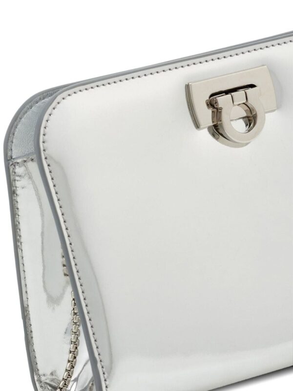 Ferragamo mini Diana metallic-finish clutch - Image 4