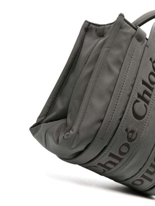 Chloé small Woody logo-embroidered tote bag - Image 4