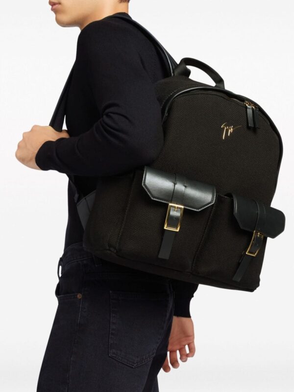 Giuseppe Zanotti logo-plaque zipped backpack - Image 2