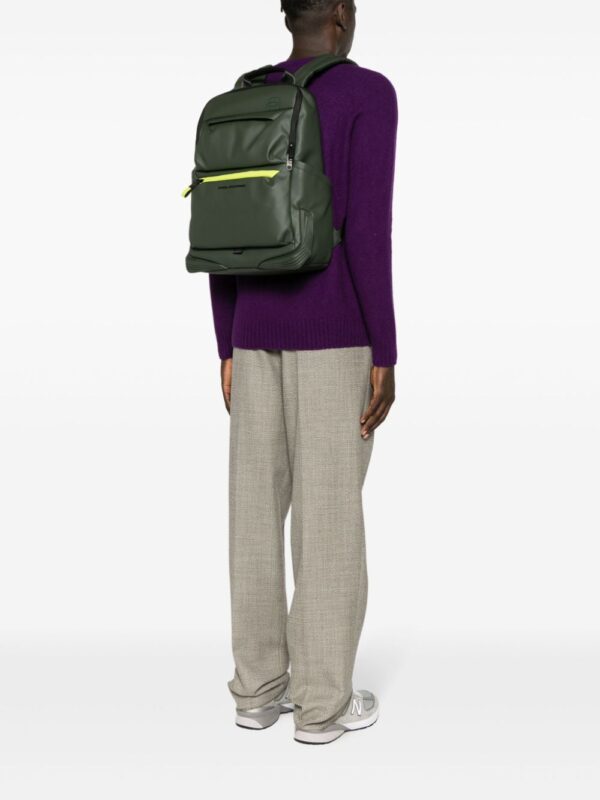 PIQUADRO logo-embossed leather backpack - Image 5