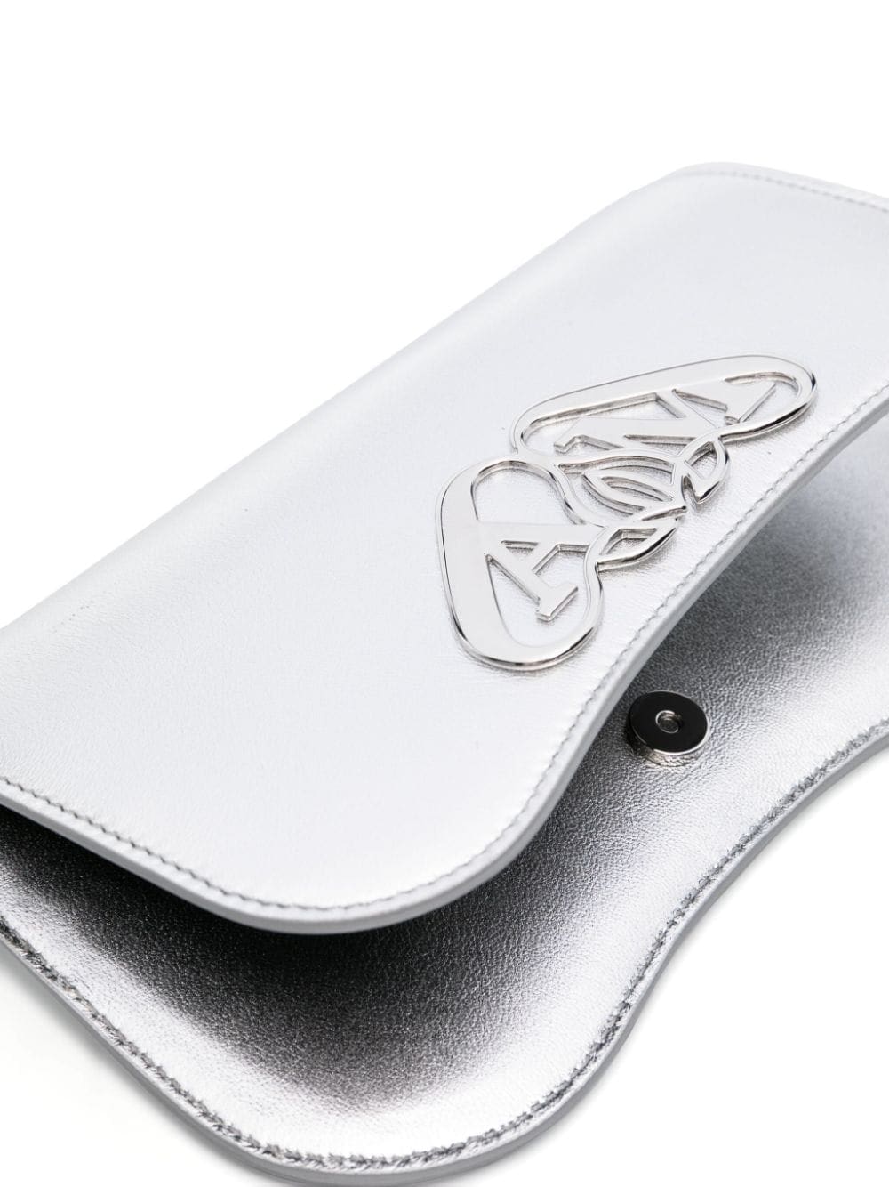 Alexander McQueen logo-plaque metallic clutch bag - Image 4