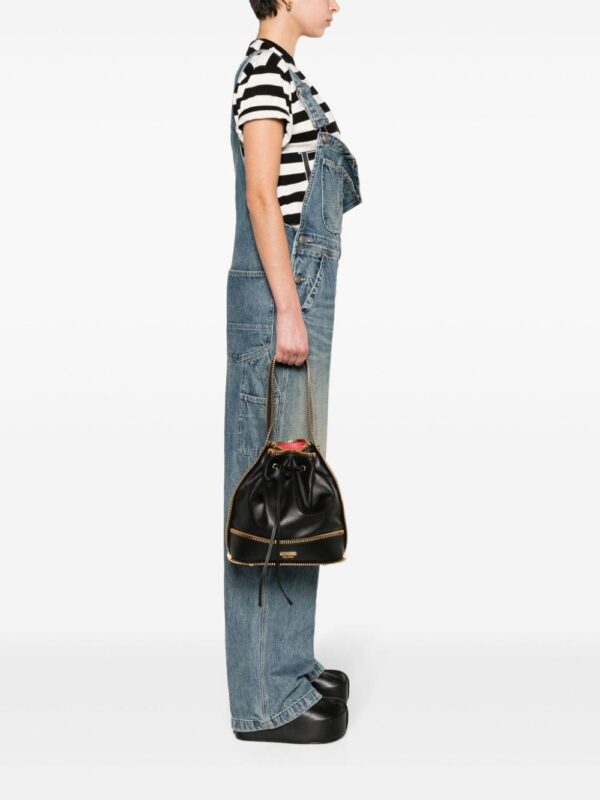Moschino zip-trim leather bucket bag - Image 2