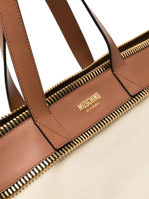 Moschino logo-lettering canvas shoulder bag - Image 4