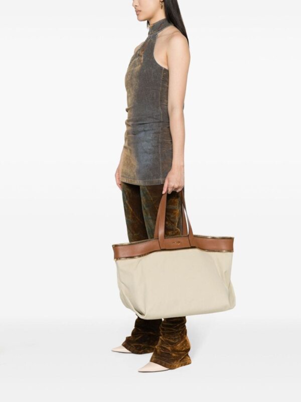 Moschino logo-lettering canvas shoulder bag - Image 2