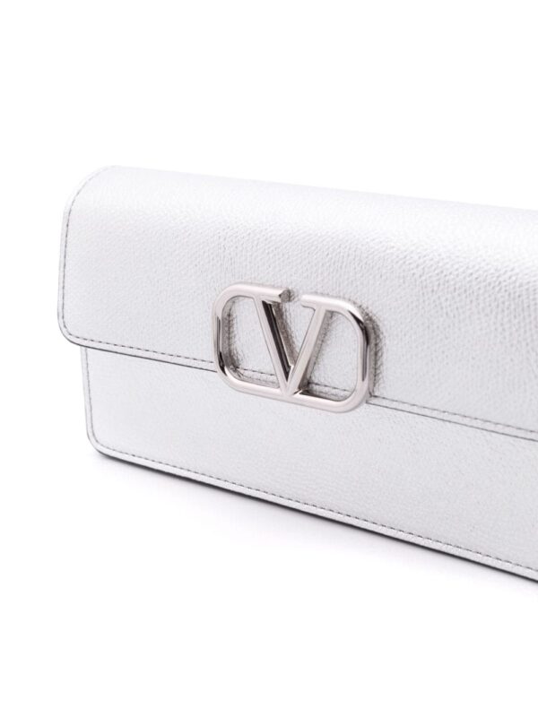 Valentino Garavani VLogo Signature metallic wallet-on-chain - Image 4