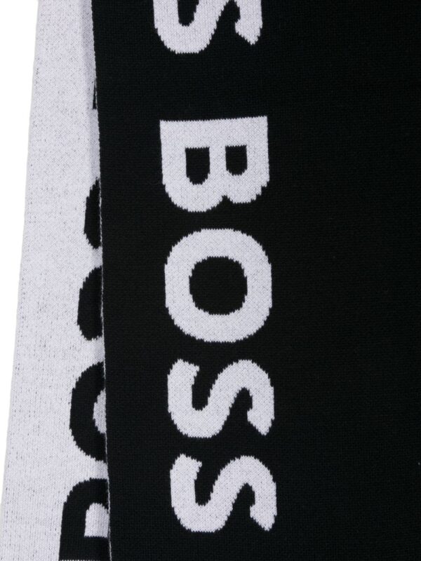 HUGO logo-intarsia scarf beanie set - Image 2