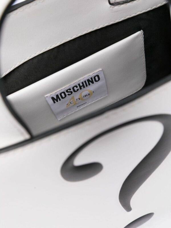 Moschino logo-embossed tote bag - Image 5