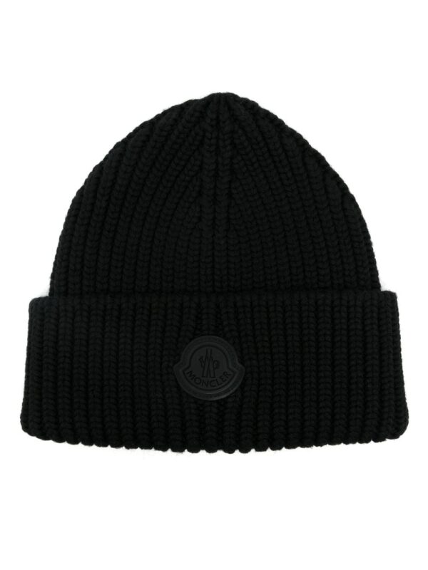 Moncler rubberised-logo knitted beanie