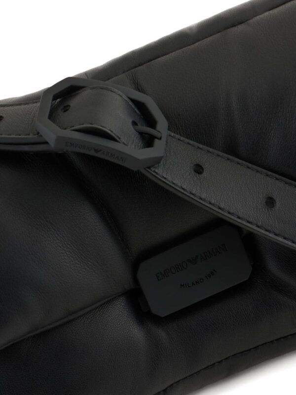 Emporio Armani logo-plaque leather shoulder bag - Image 5