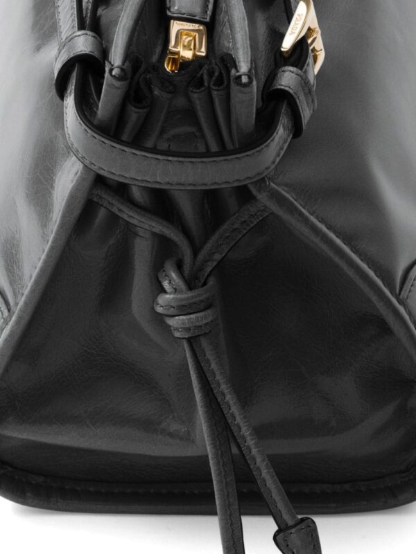 Prada enamel triangle-logo leather tote bag - Image 3