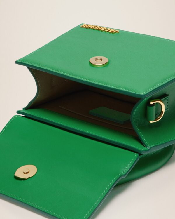 Jacquemus Le Chiquito moyen  Signature handbag. - Image 5
