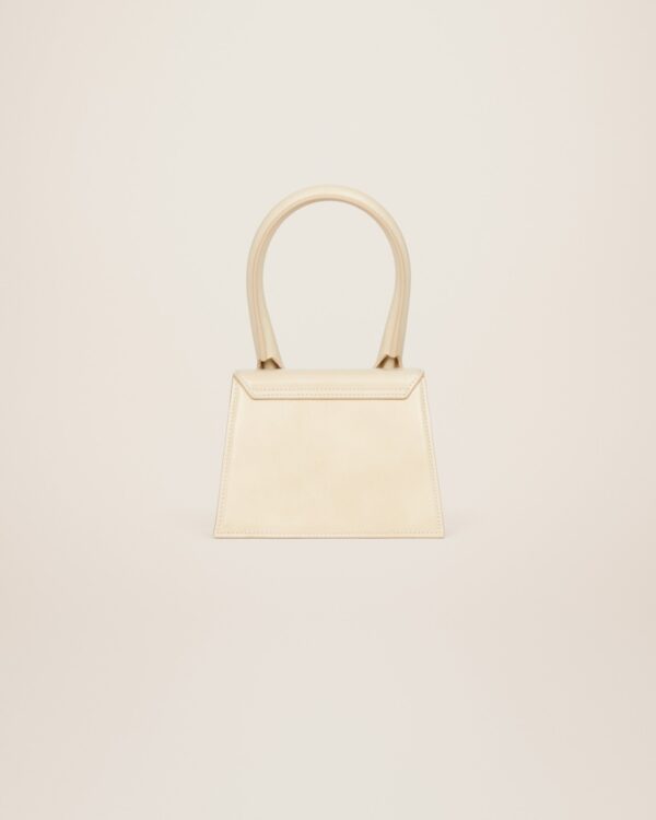 Jacquemus Le Chiquito moyen  Signature handbag. - Image 3