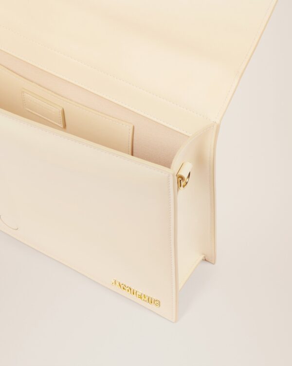 Jacquemus Le Bambinou  Flap bag. - Image 4