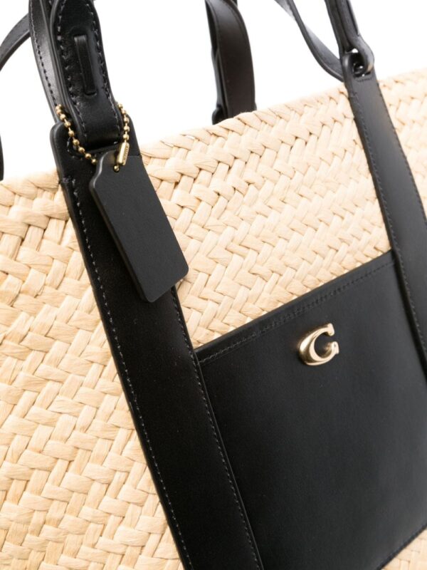 Coach logo-charm tote bag - Image 4