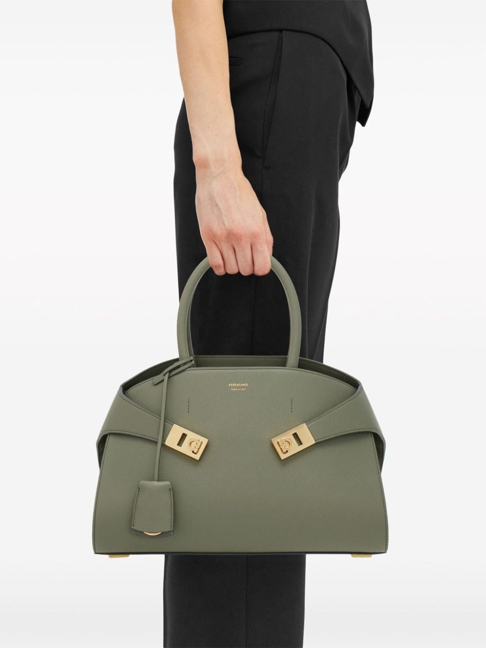 Ferragamo small Hug leather tote bag - Image 3