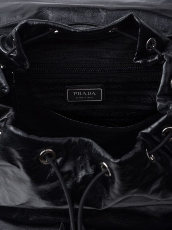 Prada logo-plaque leather backpack - Image 4