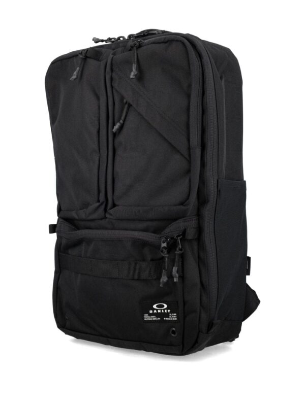 Oakley Essential M 8.0 backpack - Image 3