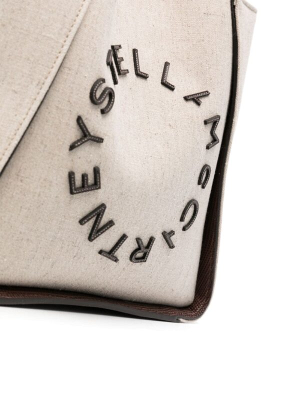 Stella McCartney logo-appliqué cross body bag - Image 4